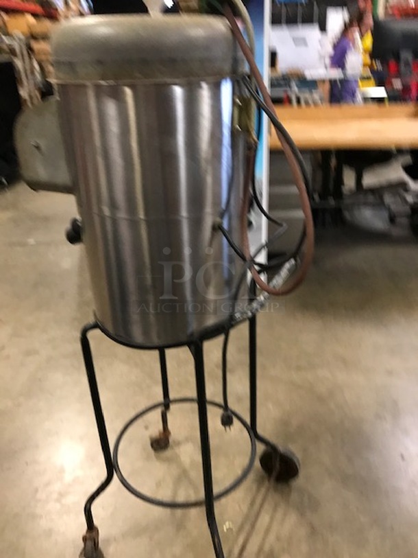 FANTASTIC! Hobart Model 6115 Commercial Stainless Steel Potato Peeler On Stand. 16.5x16.5x37.5. 115V/60Hz. 1 Phase. Working When Pulled! - Image 4 of 5