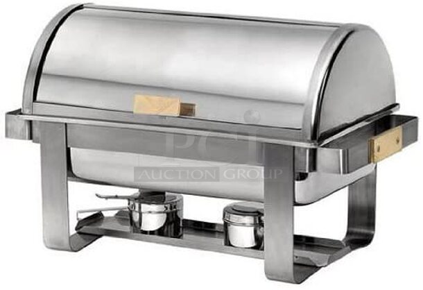 NEW IN BOX! American Metalcraft Model MACD3 8qt Chafing Dish. Stock Photo - Image 1 of 1