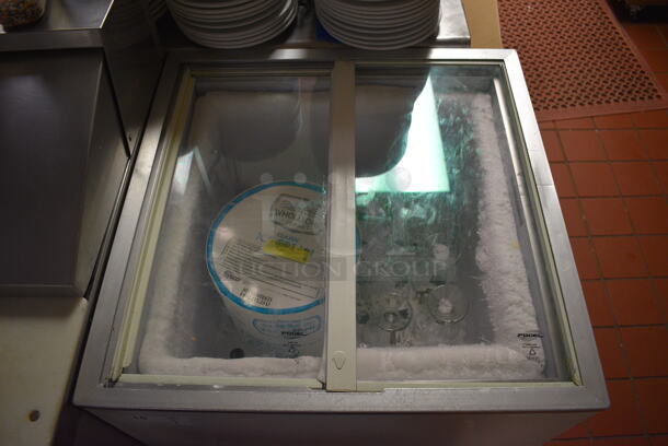 NICE! Stajac Model EDC-4 Metal Commercial Chest Freezer Merchandiser w/ 2 Sliding Lids on Commercial Casters. Does Not Come w/ Contents. 115 Volts, 1 Phase. 25x25x34.5. Tested and Working! - Image 2 of 5
