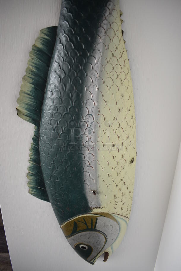 Wall Mount Fish Decoration. 11x3x39 - Image 3 of 4