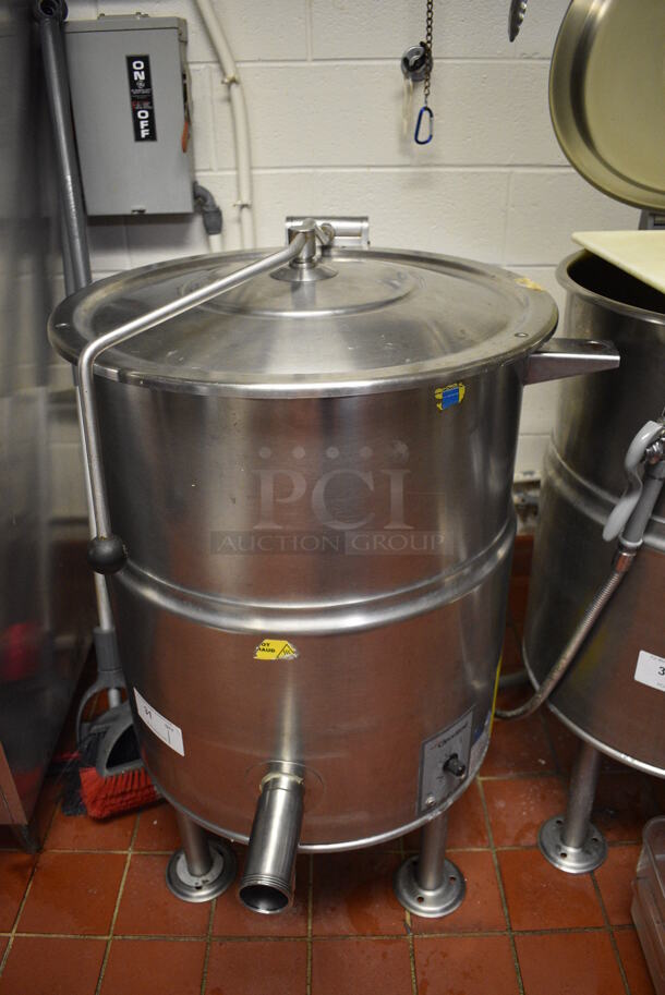AWESOME! Cleveland Model KEL-25 Stainless Steel Commercial Floor Style 25 Gallon Steam Kettle. 200-208 Volts, 1/3 Phase. This Unit Will Be Professionally Uninstalled. 27x31x39. Tested and Working! - Image 2 of 7