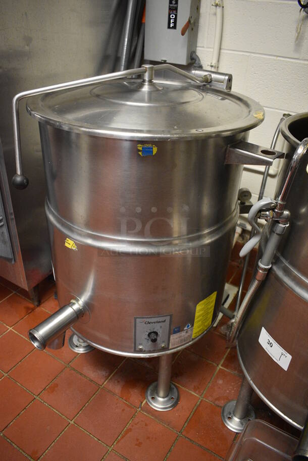 AWESOME! Cleveland Model KEL-25 Stainless Steel Commercial Floor Style 25 Gallon Steam Kettle. 200-208 Volts, 1/3 Phase. This Unit Will Be Professionally Uninstalled. 27x31x39. Tested and Working! - Image 3 of 7