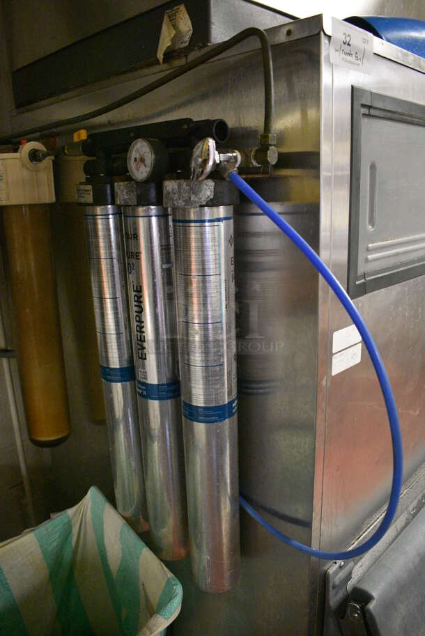 ALL ONE MONEY! Lot of Scotsman Stainless Steel Commercial Ice Machine Head on Follett Stainless Steel Commercial Ice Bin and Remote Condenser. This Unit Will Be Professionally Uninstalled. 48x39x93. Tested and Working! - Image 5 of 6