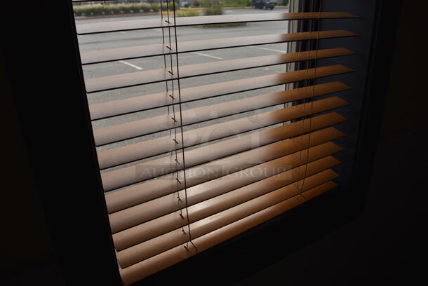 6 Blinds. BUYER MUST REMOVE. 25.5x2x60. 6 Times Your Bid! - Image 4 of 5