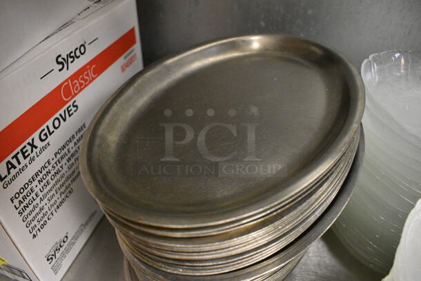 30 Metal Oval Plates. 12x8x1. 30 Times Your Bid!