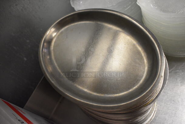 30 Metal Oval Plates. 12x8x1. 30 Times Your Bid! - Image 2 of 3