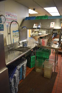 Stainless Steel Commercial Right Side Dirty Side Dishwasher Table w/ Overshelf. Does Not Include Contents. This Unit Will Be Professionally Uninstalled. 92x62x79