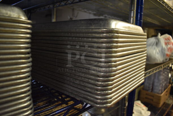 17 Metal Baking Pans. 9.5x13x1. 17 Times Your Bid! - Image 2 of 2