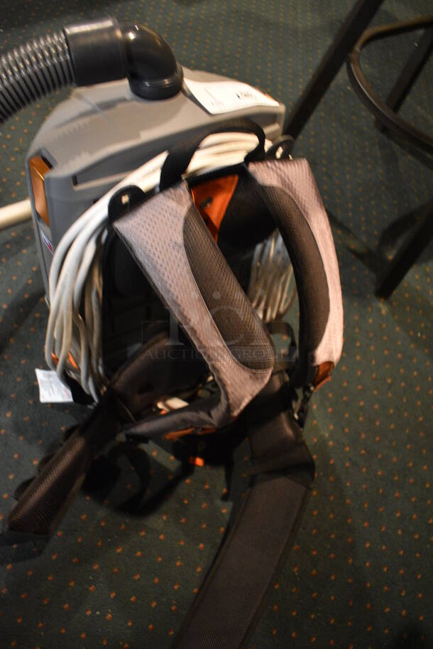 Hoover HushTone Commercial Backpack Vacuum Cleaner. 12x10x22 - Image 6 of 8