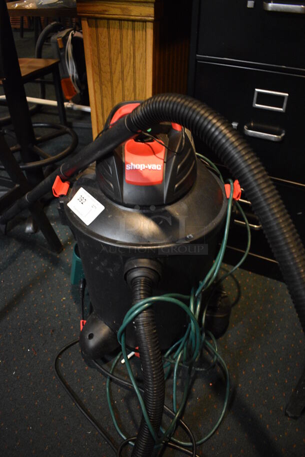Shop Vac Black Vacuum Cleaner. 19x19x28 - Image 1 of 4