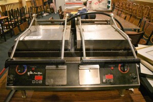 Star Stainless Steel Commercial Countertop Double Panini Press. 34x26x18