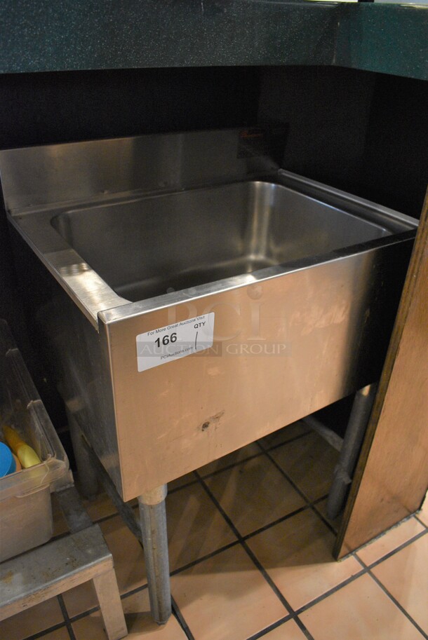 Stainless Steel Commercial Ice Bin. This Unit Will Be Professionally Uninstalled. 24x18x34