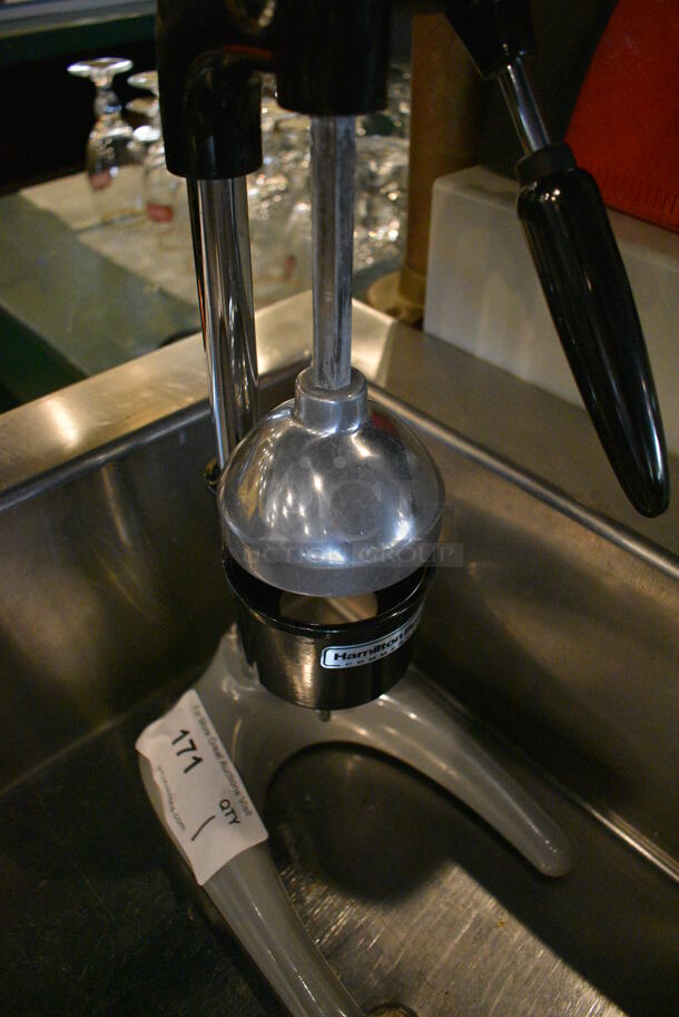 Hamilton Beach Metal Countertop Juicer. 7x9x20 - Image 4 of 4