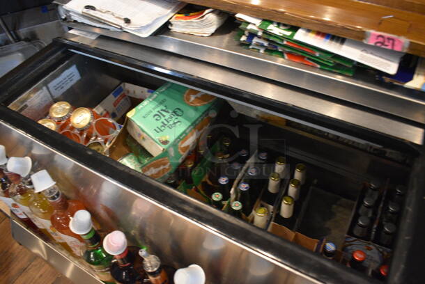 SWEET! Perlick Model BC72AS-LL Stainless Steel Commercial Back Bar Bottle Cooler w/ 2 Sliding Lids and Speedwell on Commercial Casters. Does Not Include Contents. 115 Volts, 1 Phase. 72x30x38. Tested and Working! - Image 4 of 6