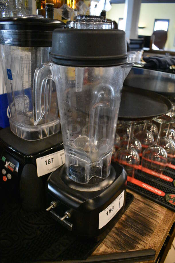 Hamilton Beach Model HBB250R Metal Commercial Countertop Blender w/ Pitcher. 120  Volts, 1 Phase. 6x8x16. Tested and Working! - Image 2 of 5