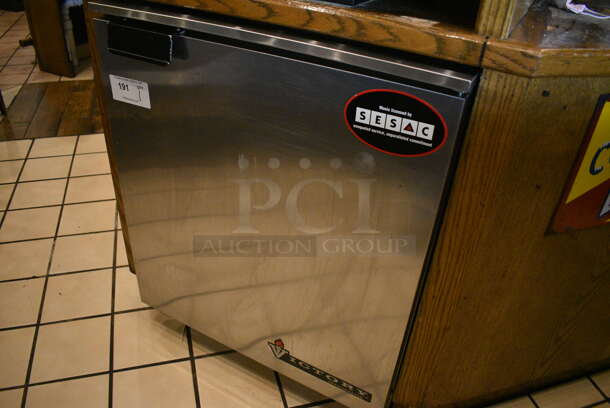 NICE! 2008 Victory Model UR-27-SST Stainless Steel Commercial Single Door Undercounter Cooler on Commercial Casters. Does Not Include Contents. 115 Volts, 1 Phase. 27x30x34. Tested and Working! - Image 2 of 5