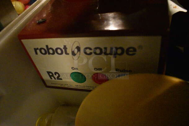 Robot Coupe Model R2 Metal Commercial Countertop Food Processor w/ Bowl, Continuous Feed Head, Shredding Blade, S Blade. - Image 5 of 6