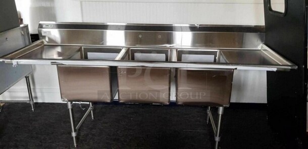 BRAND NEW! Stainless Steel Commercial 3 Bay Sink. Comes w/ Faucet and Sink Strainers! 86x25x25. Legs: 18