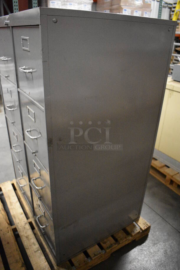 Gray Metal 4 Drawer Filing Cabinet. 15x27x52 - Image 7 of 7