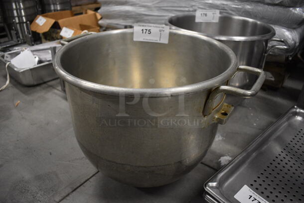 Hobart D30 Stainless Steel Commercial 30 Quart Planetary Mixing Bowl. 20x15x13 - Image 4 of 5
