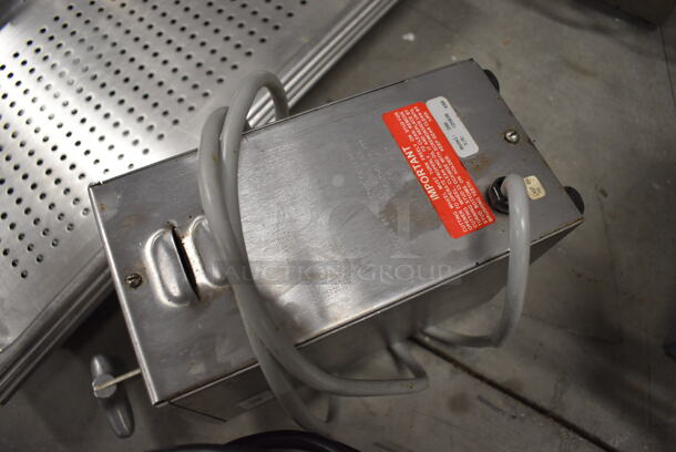 Edlund Model 266 Metal Commercial Electric Powered Can Opener. 115 Volts, 1 Phase. 4.5x6.5x12 - Image 5 of 5