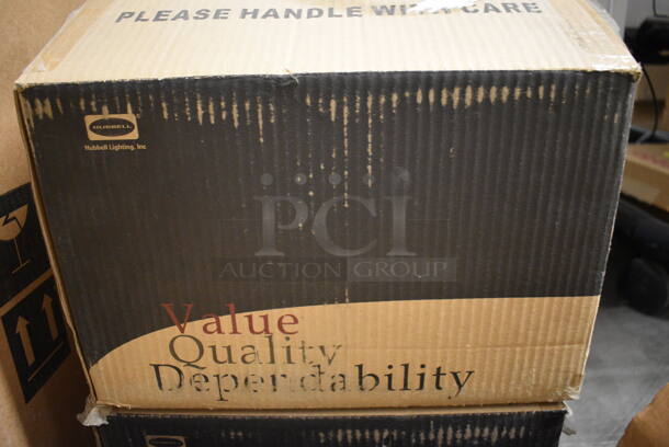 BRAND NEW IN BOX! DualLite Model CVEC100-12VI Commercial Emergency Light and Hubbell Battery. 12.5x8.5x6, 6.5x7x5 - Image 5 of 7