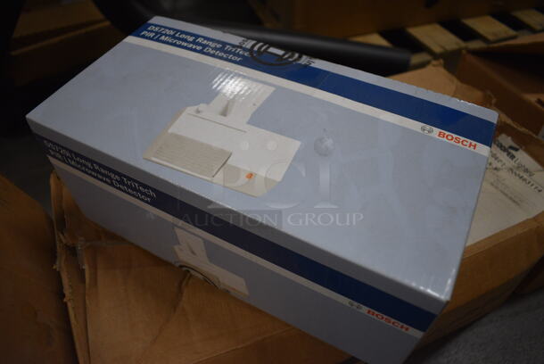 ALL ONE MONEY! Lot of Various Items Including Halogen Lightbulbs and Long Range Microwave Detector! - Image 3 of 5