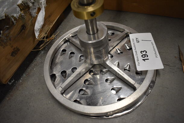 Metal Commercial Pelican Head Blade on Frame and Extra Shredding Blade. 9.25x9.25x9 - Image 3 of 6