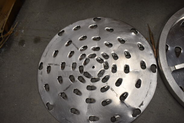Metal Commercial Pelican Head Blade on Frame and Extra Shredding Blade. 9.25x9.25x9 - Image 4 of 6