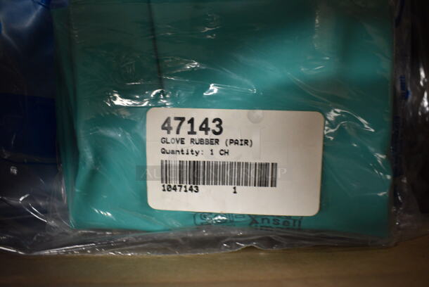 ALL ONE MONEY! Lot of Pair of Gloves and Aprons! - Image 3 of 5