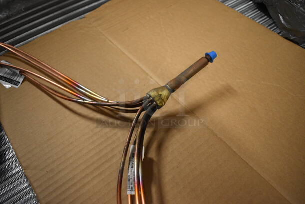 BRAND NEW IN BOX! Metal Unit. 32x25x3 - Image 4 of 10