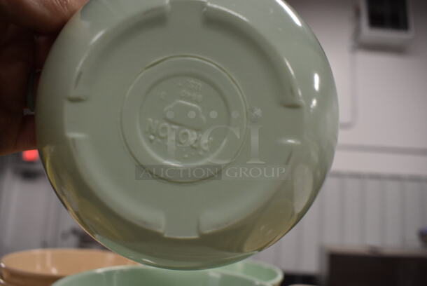 22 Poly Green Bowls. 5x5x2. 22 Times Your Bid! - Image 2 of 3