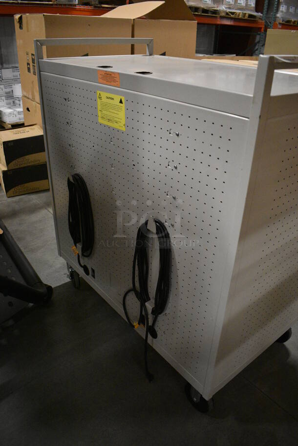 White Metal Portable Laptop Cart on Commercial Casters. 42.5x24x47.5 - Image 4 of 6