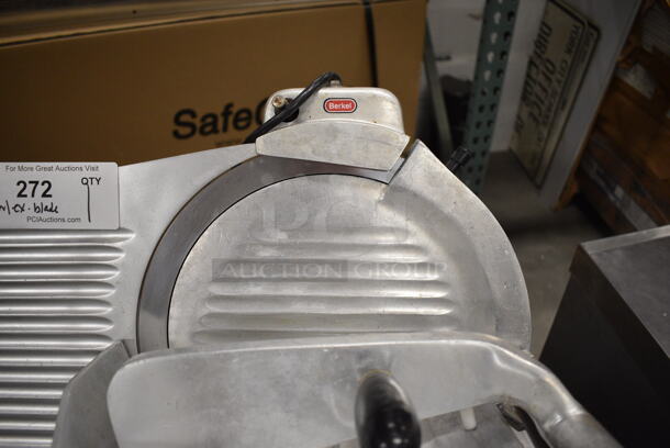 NICE! Berkel Model 827 Stainless Steel Commercial Countertop Meat Slicer w/ Blade Sharpener and Extra Blade Guard. 115 Volts, 1 Phase. 24x20x18 - Image 6 of 7