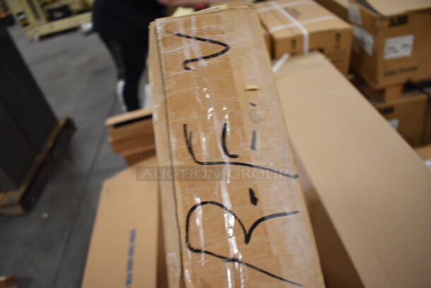 BRAND NEW IN BOX! White Metal Light. 12x4x49.5 - Image 3 of 3