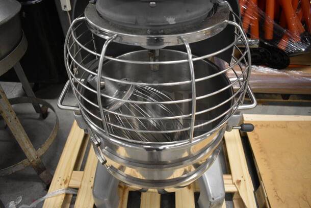 GORGEOUS! Hobart Legacy Model HL300 Metal Commercial Floor Style 30 Quart Planetary Mixer w/ Stainless Steel Mixing Bowl, Bowl Guard and Whisk Attachment. 200-240 Volts, 3 Phase. 24x32x50 - Image 5 of 11