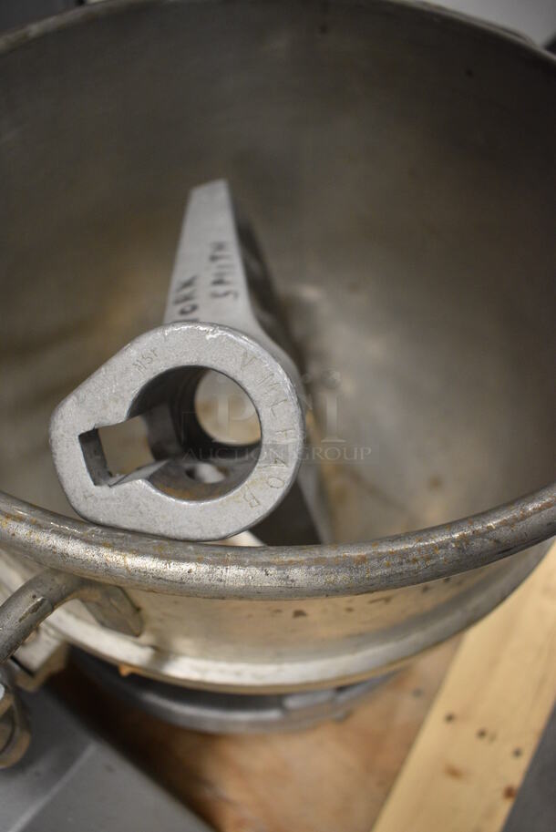 STUNNING! Hobart Model H-600T Metal Commercial Floor Style 60 Quart Planetary Mixer w/ Bowl Adapter. Stainless Steel Mixing Bowl, Mixing Bowl Dolly and Paddle Attachment. 200 Volts, 3 Phase. 28x39x56 - Image 6 of 12