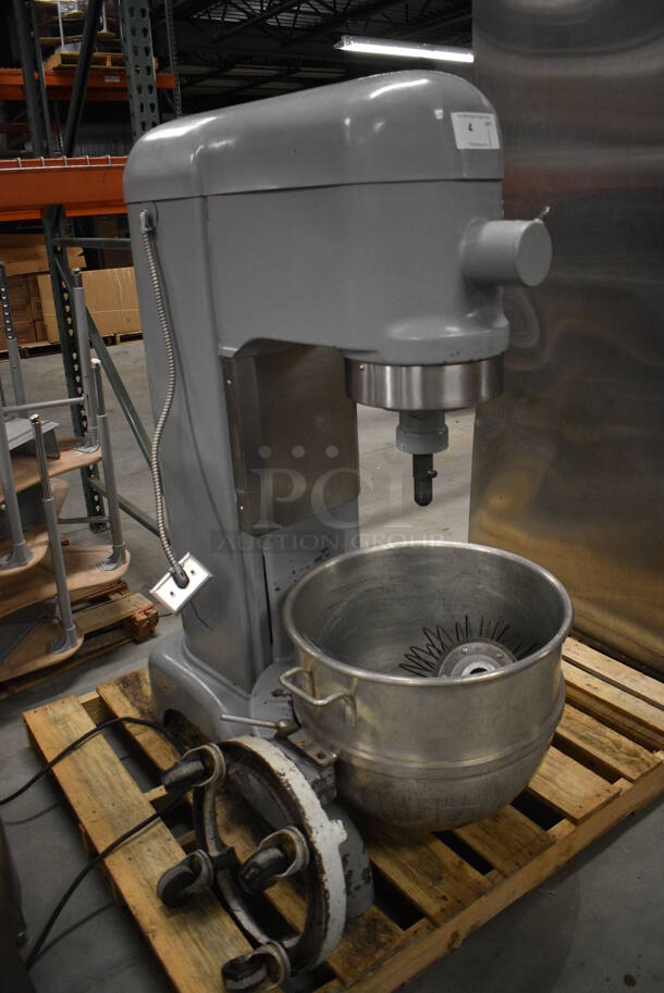 STUNNING! Hobart Model L-800 Metal Commercial Floor Style 80 Quart Planetary Mixer w/ Stainless Steel Mixing Bowl, Mixing Bowl Dolly, Whisk and Paddle Attachments. 208 Volts, 3 Phase. 24x42x57 - Image 5 of 11