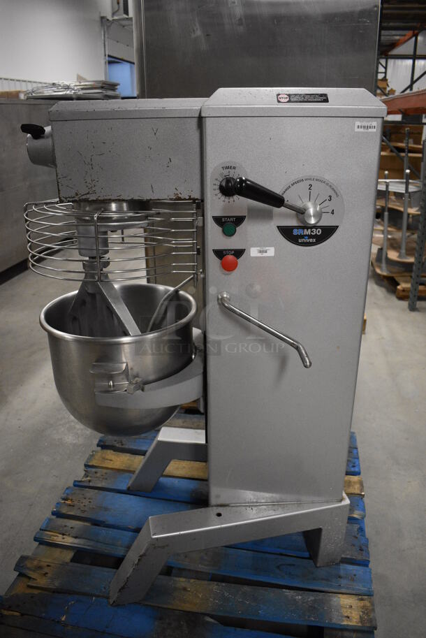 BEAUTIFUL! Univex Model SRM30 Metal Commercial Floor Style 30 Quart Planetary Mixer w/ Stainless Steel Mixing Bowl, Bowl Guard and Paddle Attachment. 115 Volts, 1 Phase. 22x34x50 - Image 3 of 11