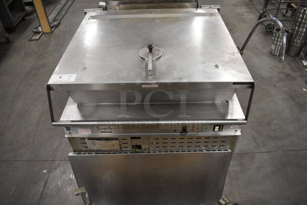 STUNNING! Cleveland Model SGM-30-T Stainless Steel Commercial Floor Style Natural Gas Powered 30 Gallon Tilting Braising Pan. 84,000 BTU. 39x37x47
