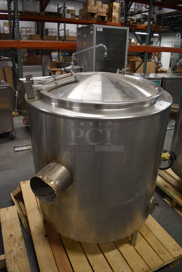 GORGEOUS! Groen Model AH/1-40 Stainless Steel Commercial Natural Gas Powered Floor Style 40 Gallon Steam Kettle. 100,000 BTU. 40x36x50 - Image 3 of 10