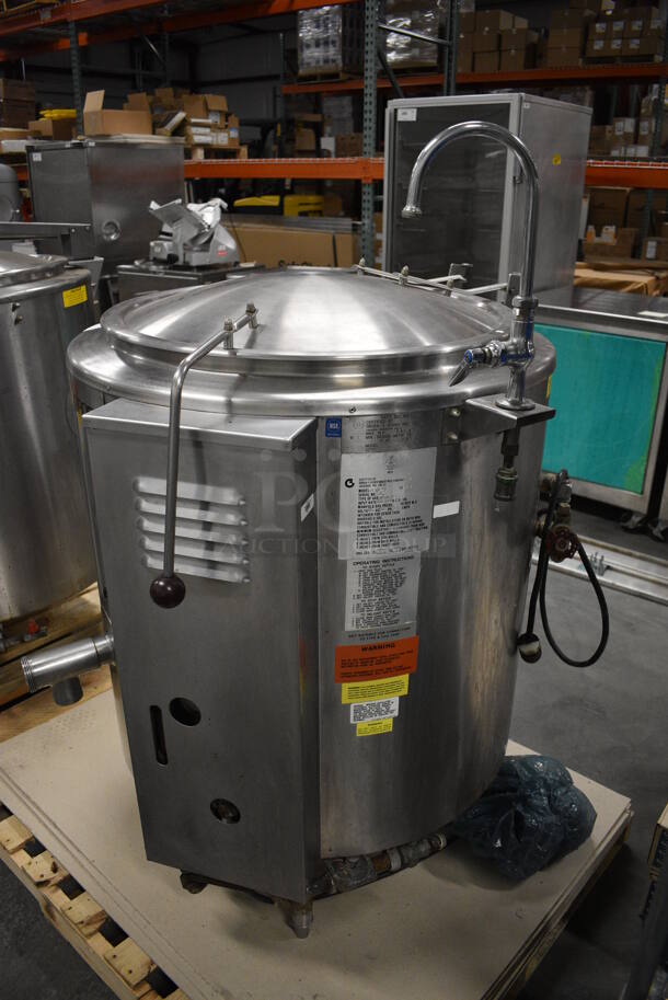 GORGEOUS! Groen Model AH/1-40 Stainless Steel Commercial Natural Gas Powered Floor Style 40 Gallon Steam Kettle. 100,000 BTU. 34x41x48 - Image 11 of 12
