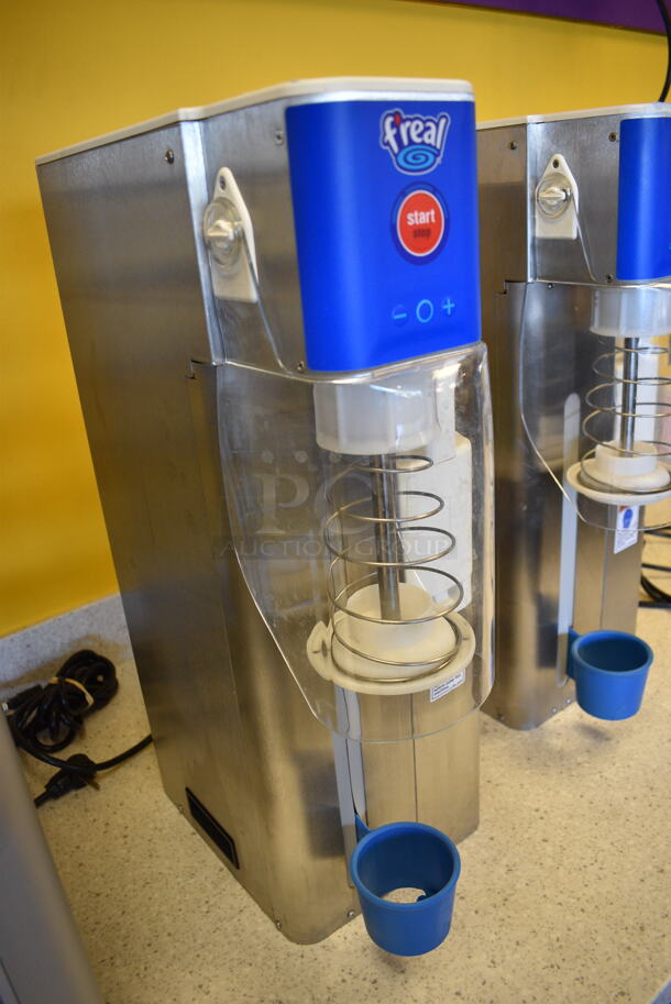 NICE! F'real Model FRLB7 Stainless Steel Commercial Countertop Frozen Beverage Blender Dispenser. 120 Volts, 1 Phase. 9x16x25. Tested and Working! - Image 3 of 6