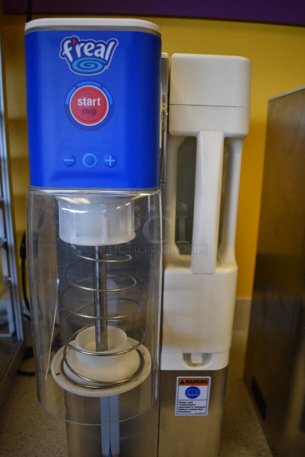 NICE! F'real Model FRLB7 Stainless Steel Commercial Countertop Frozen Beverage Blender Dispenser. 120 Volts, 1 Phase. 9x16x25. Tested and Working! - Image 4 of 6