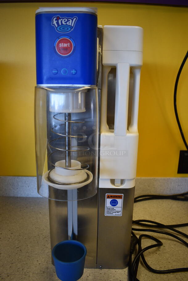 NICE! F'real Model FRLB7 Stainless Steel Commercial Countertop Frozen Beverage Blender Dispenser. 120 Volts, 1 Phase. 9x16x25. Tested and Working! - Image 4 of 6
