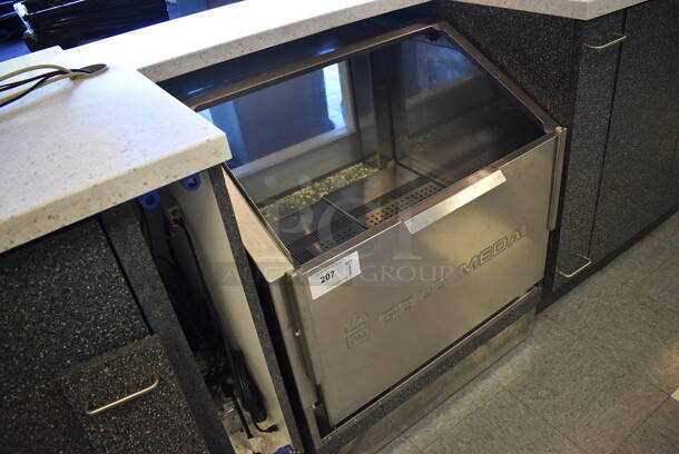 NICE! Gold Medal Model 2343 Stainless Steel Commercial Staging Cabinet Popcorn Merchandiser Bin. 120 Volts, 1 Phase. 30x30x35. Tested and Working! - Image 4 of 7