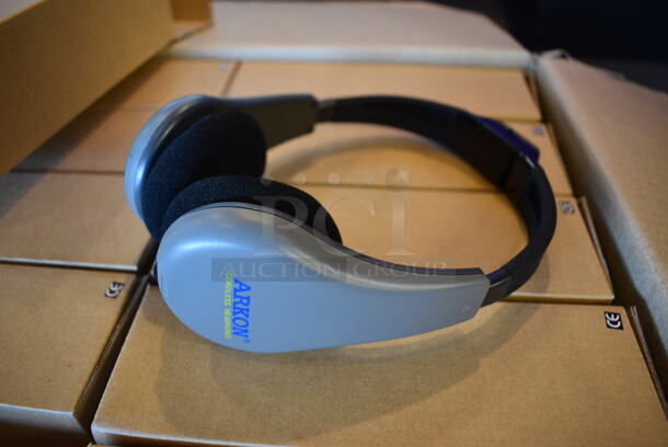 ALL ONE MONEY! Lot of 10 Headphones.  - Image 2 of 5