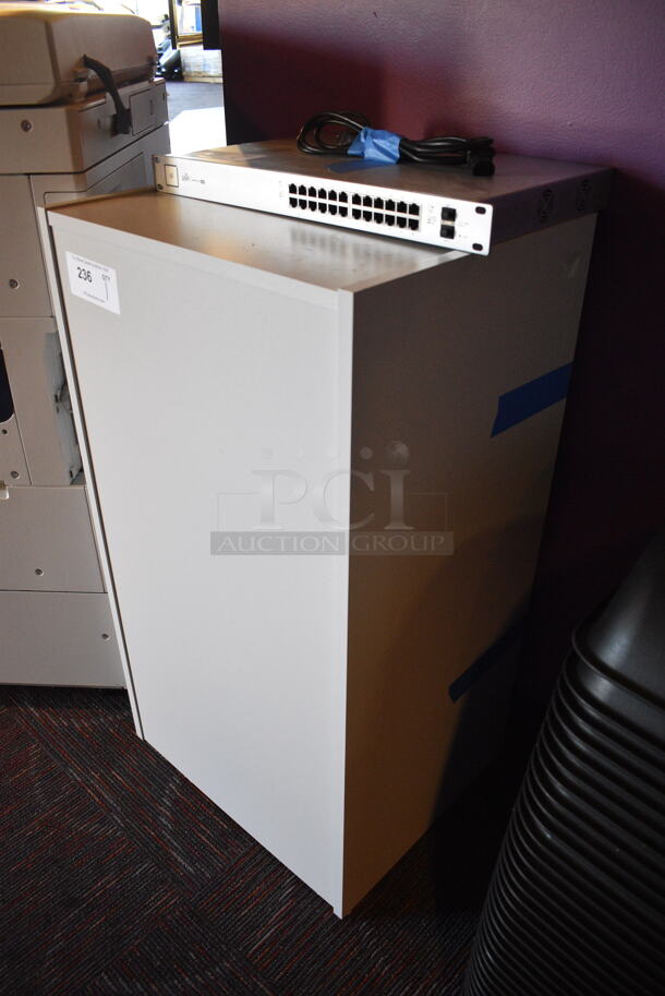 White Cabinet. 19x16x35 - Image 2 of 3