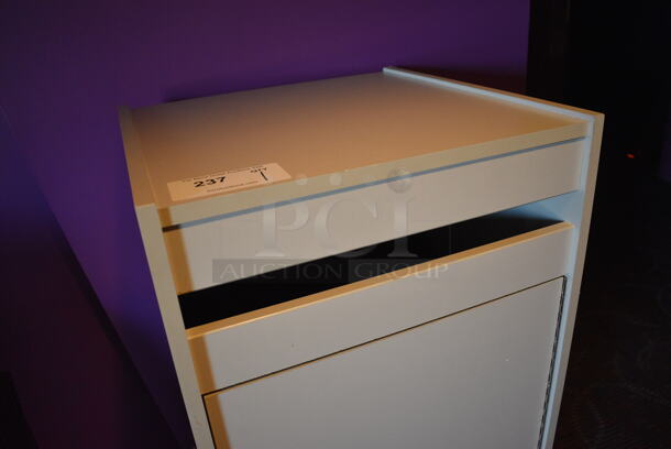 White Cabinet. 19x19x40 - Image 4 of 4