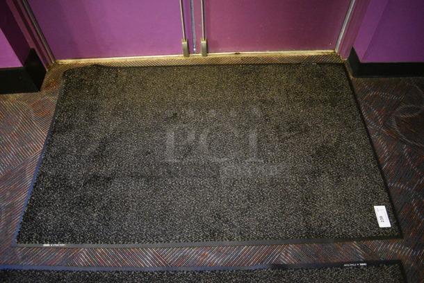 Black/Gray Floor Mat. 43.5x66.5 - Image 1 of 3